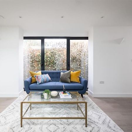 Cozy Leyton House With Garden And Small Terrace London Bagian luar foto