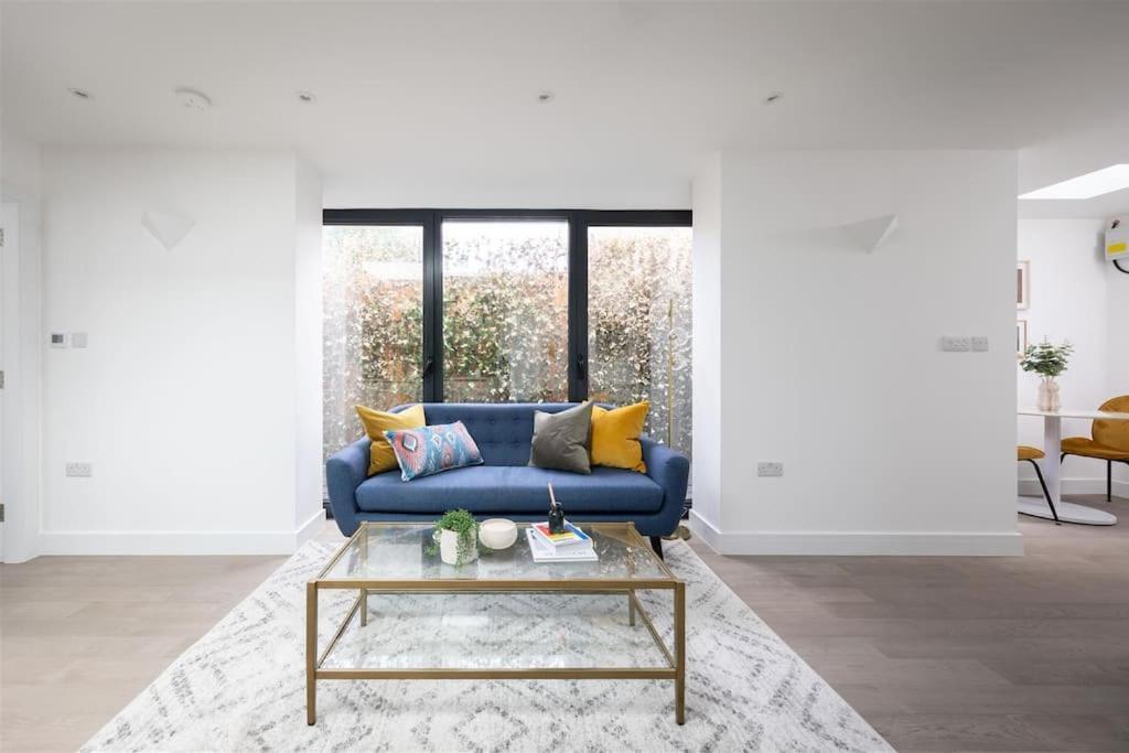 Cozy Leyton House With Garden And Small Terrace London Bagian luar foto